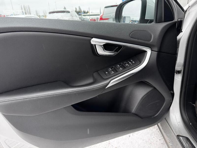 Volvo V40 vaihtoauto