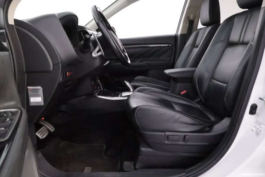 Mitsubishi Outlander vaihtoauto