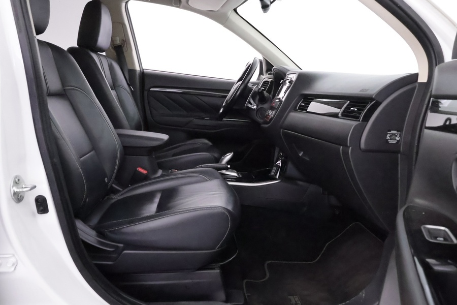 Mitsubishi Outlander vaihtoauto