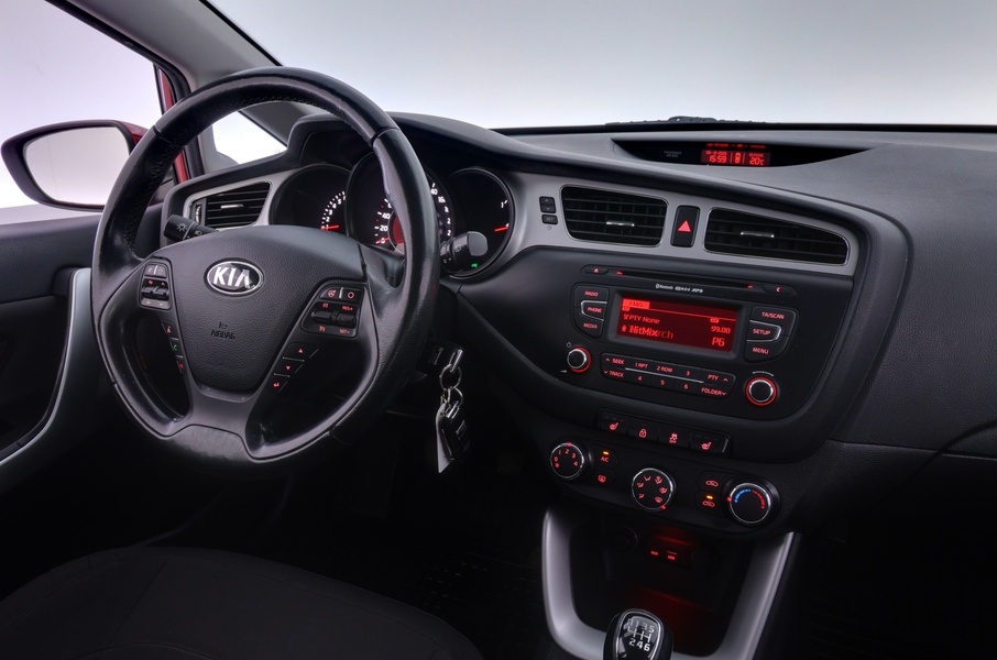 Kia Ceed vaihtoauto
