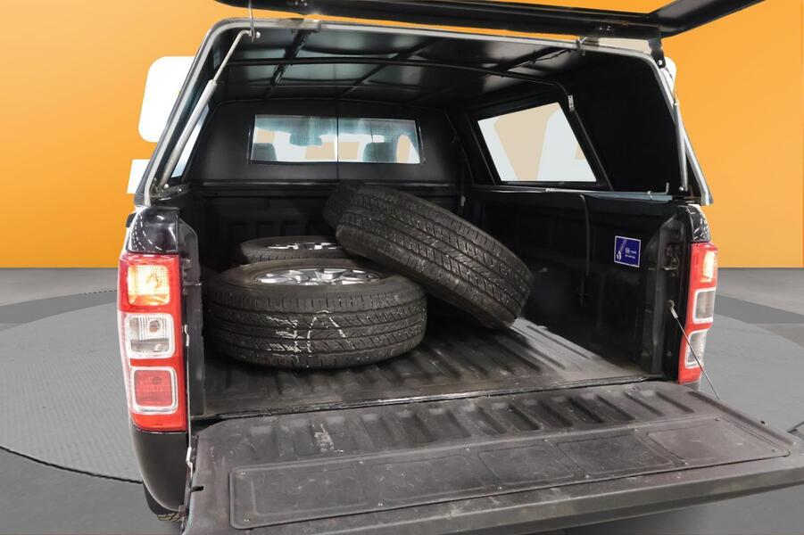 Ford Ranger vaihtoauto