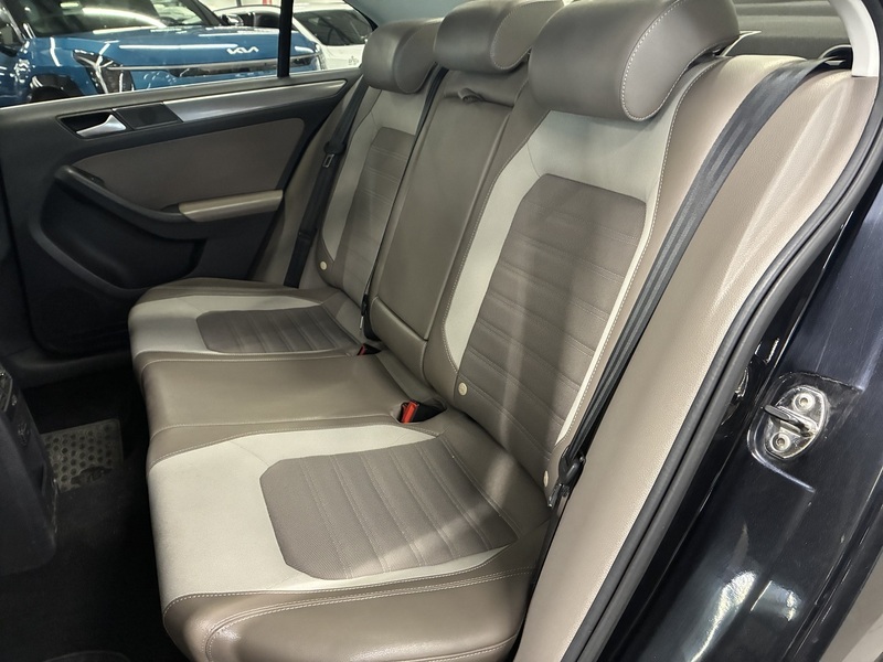 Volkswagen Jetta vaihtoauto