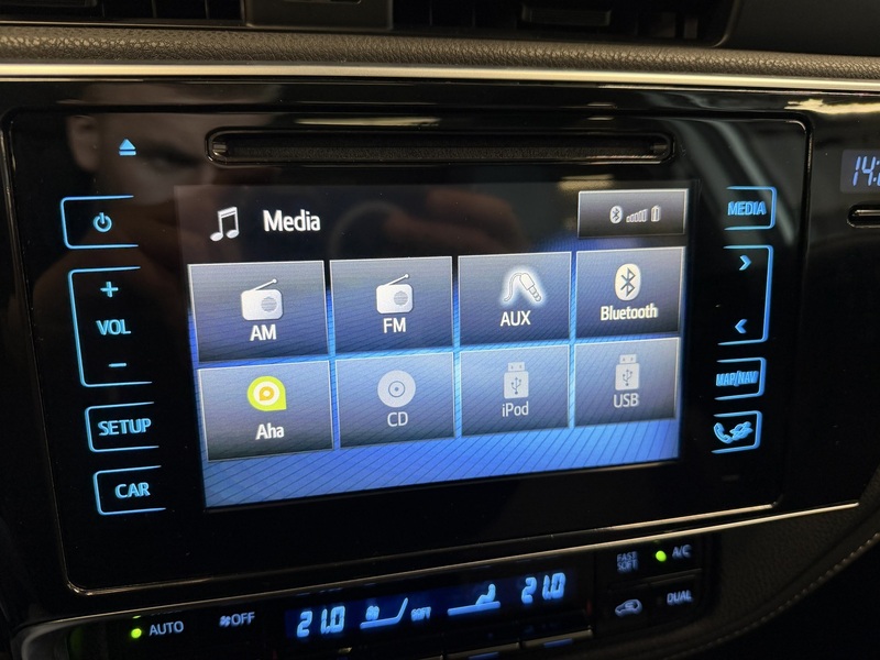 Toyota Auris vaihtoauto