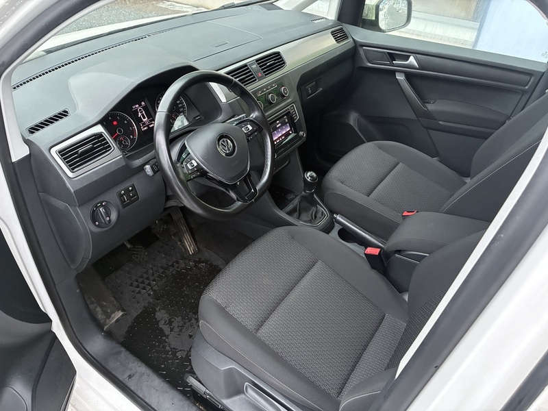 Volkswagen Caddy Maxi vaihtoauto