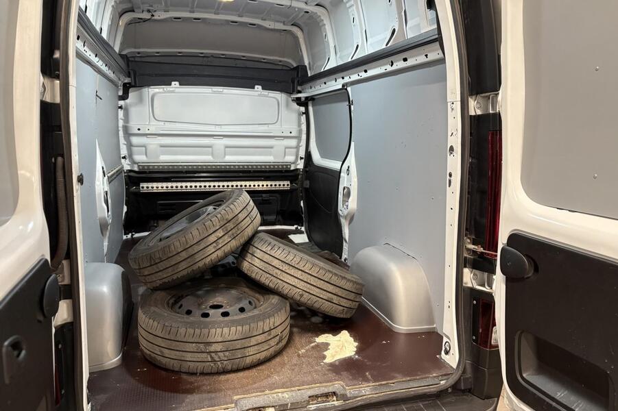 Renault Trafic vaihtoauto