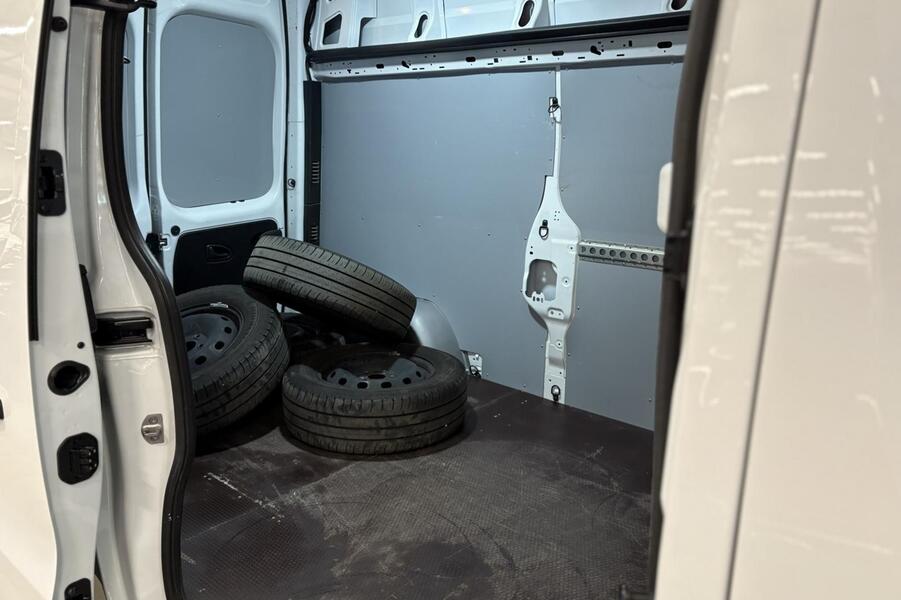 Renault Trafic vaihtoauto