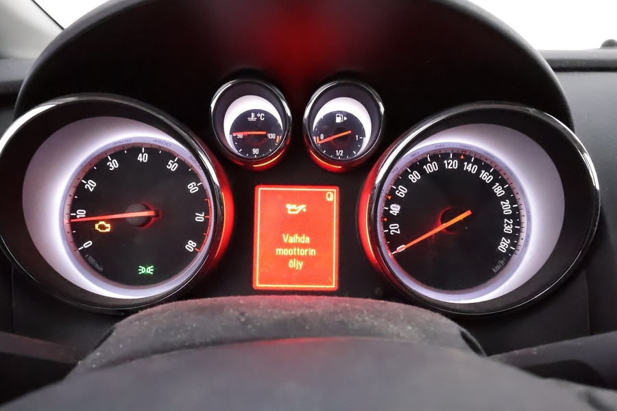 Opel Astra vaihtoauto