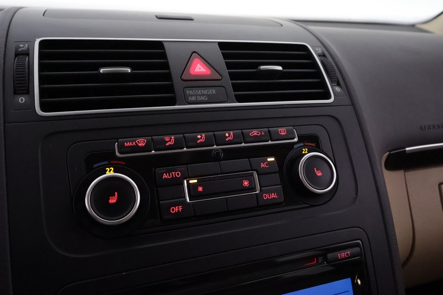 Volkswagen Touran vaihtoauto