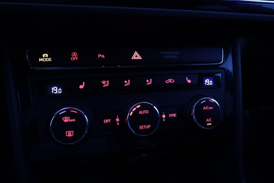 SEAT Leon ST vaihtoauto