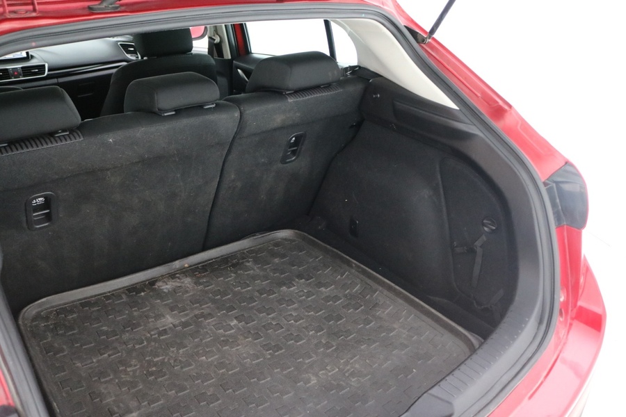 Mazda 3 vaihtoauto