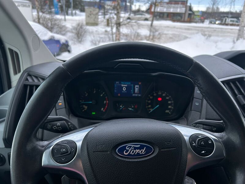 Ford Transit vaihtoauto