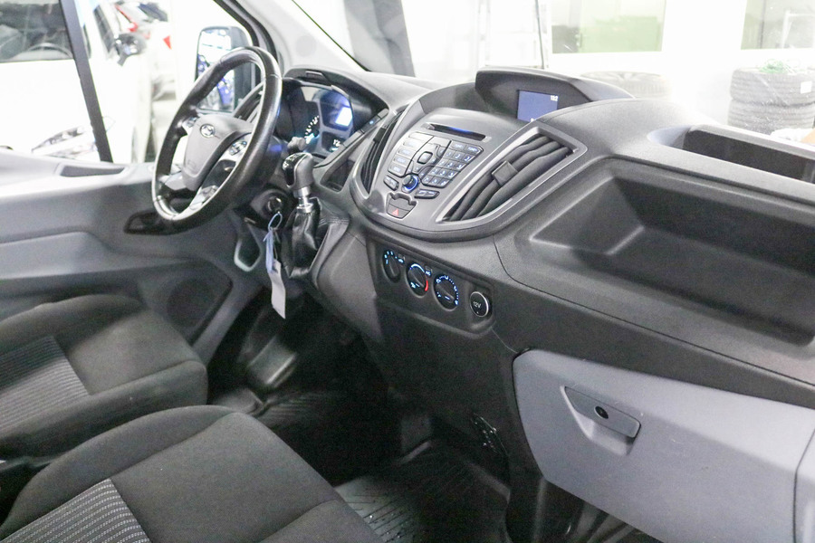 Ford Transit vaihtoauto