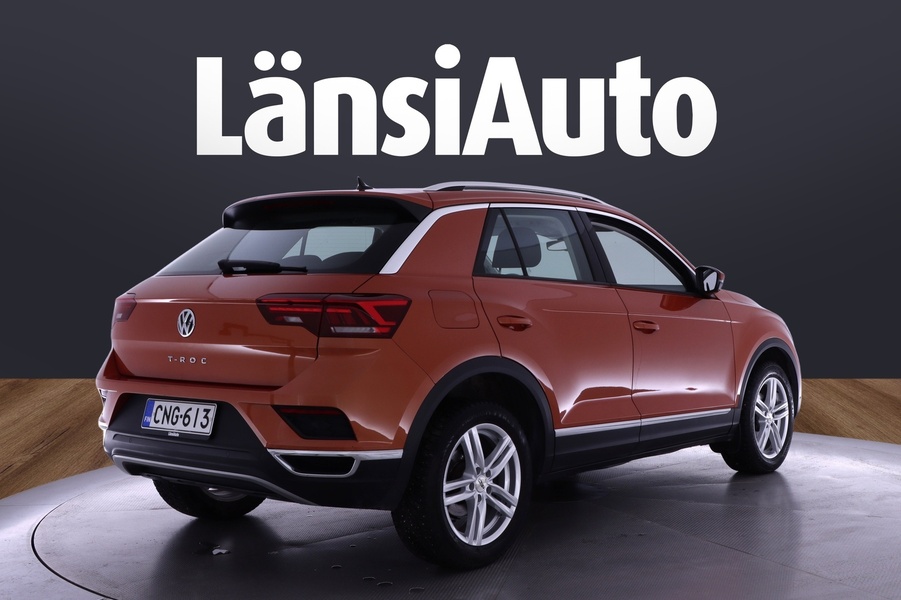 Volkswagen T-Roc vaihtoauto