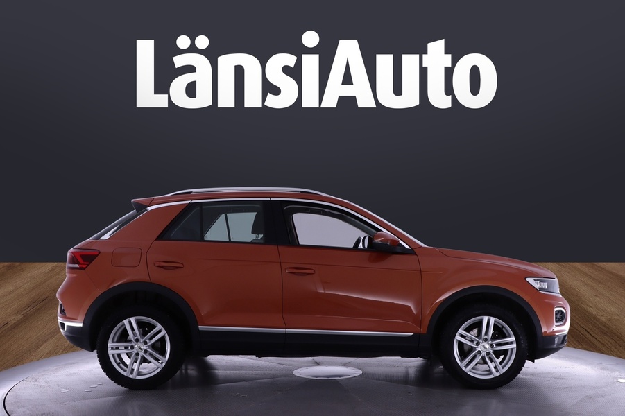 Volkswagen T-Roc vaihtoauto