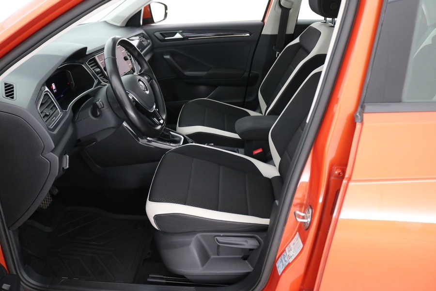 Volkswagen T-Roc vaihtoauto