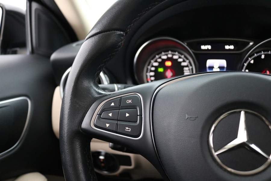 Mercedes-Benz GLA vaihtoauto