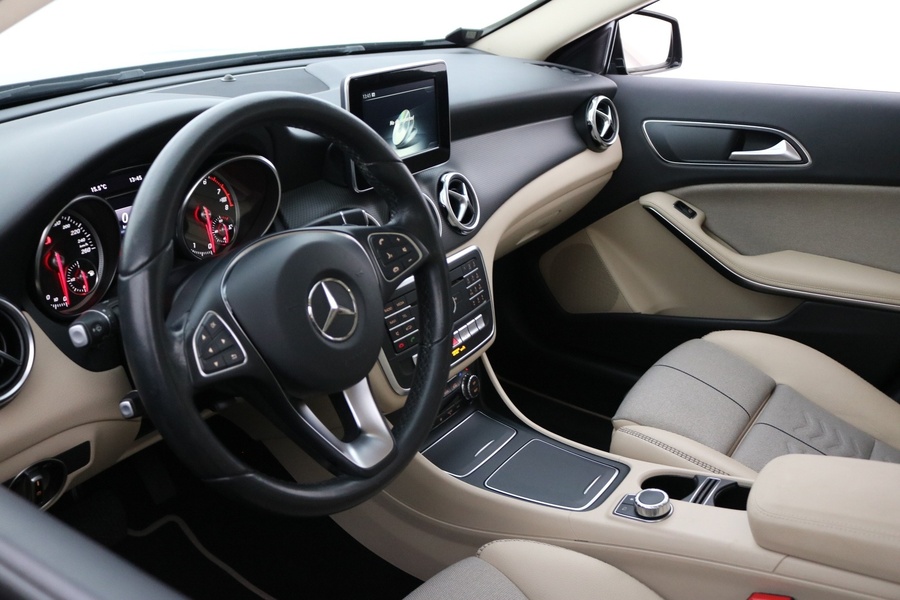 Mercedes-Benz GLA vaihtoauto