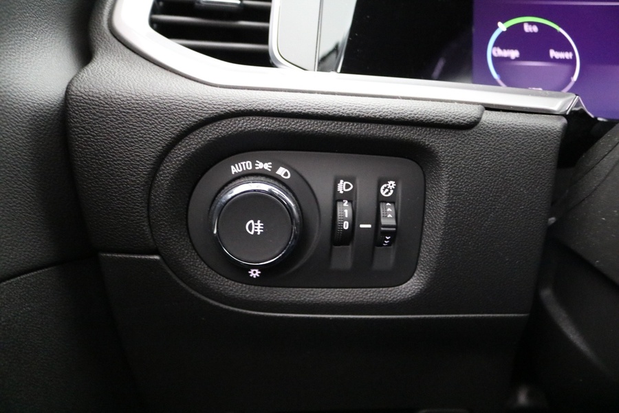 Opel Grandland vaihtoauto