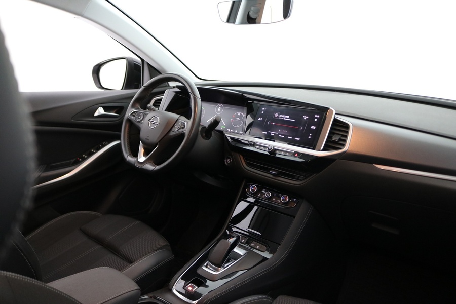 Opel Grandland vaihtoauto