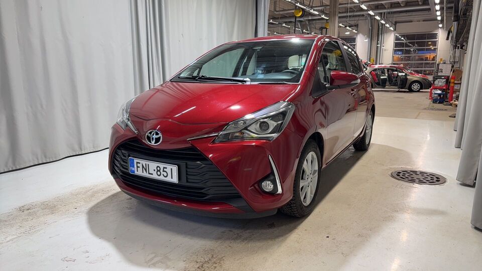Toyota Yaris vaihtoauto