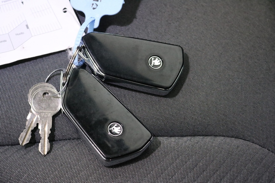 Skoda Enyaq vaihtoauto