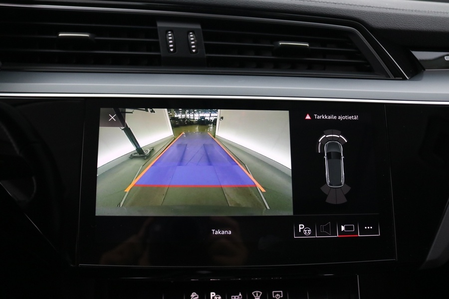 Audi e-tron vaihtoauto