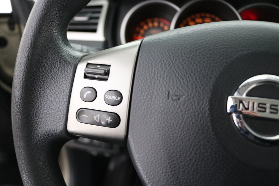 Nissan Tiida vaihtoauto