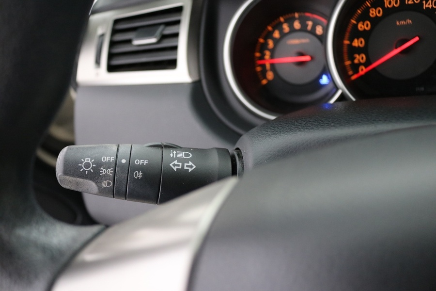 Nissan Tiida vaihtoauto