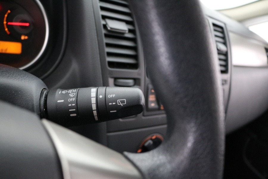 Nissan Tiida vaihtoauto