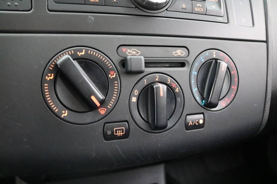 Nissan Tiida vaihtoauto