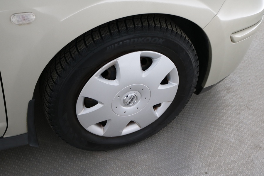 Nissan Tiida vaihtoauto