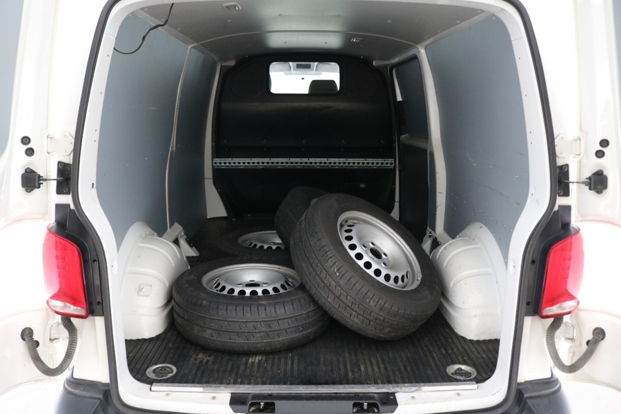 Volkswagen Transporter vaihtoauto