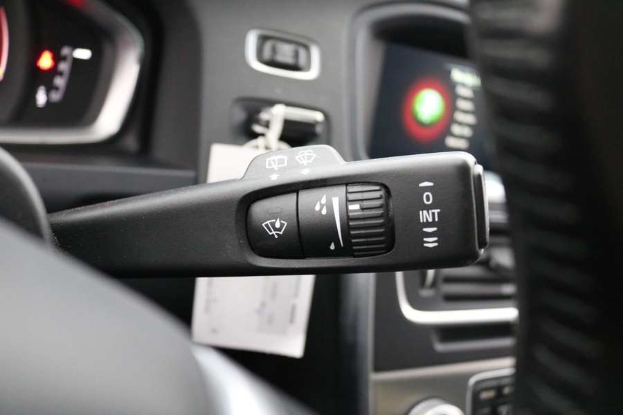 Volvo V60 Cross Country vaihtoauto