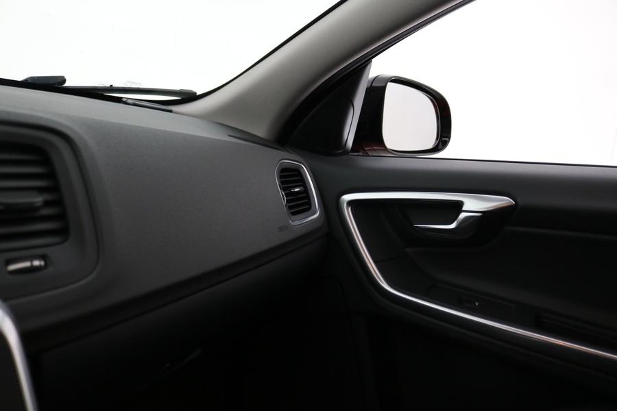 Volvo V60 Cross Country vaihtoauto