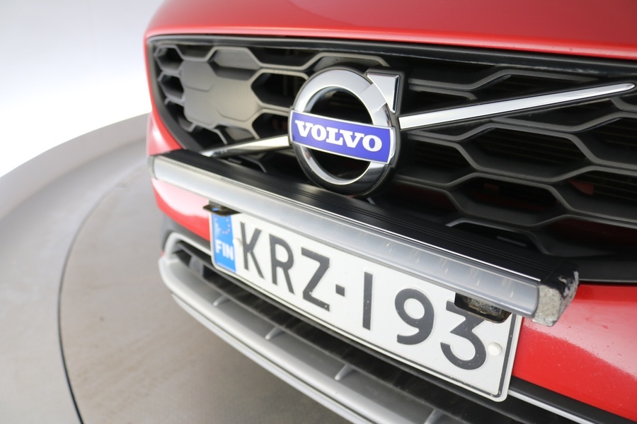 Volvo V60 Cross Country vaihtoauto