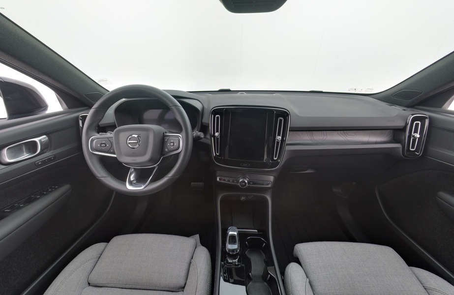 Volvo EX40 vaihtoauto