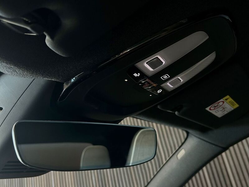 Volvo EX40 vaihtoauto