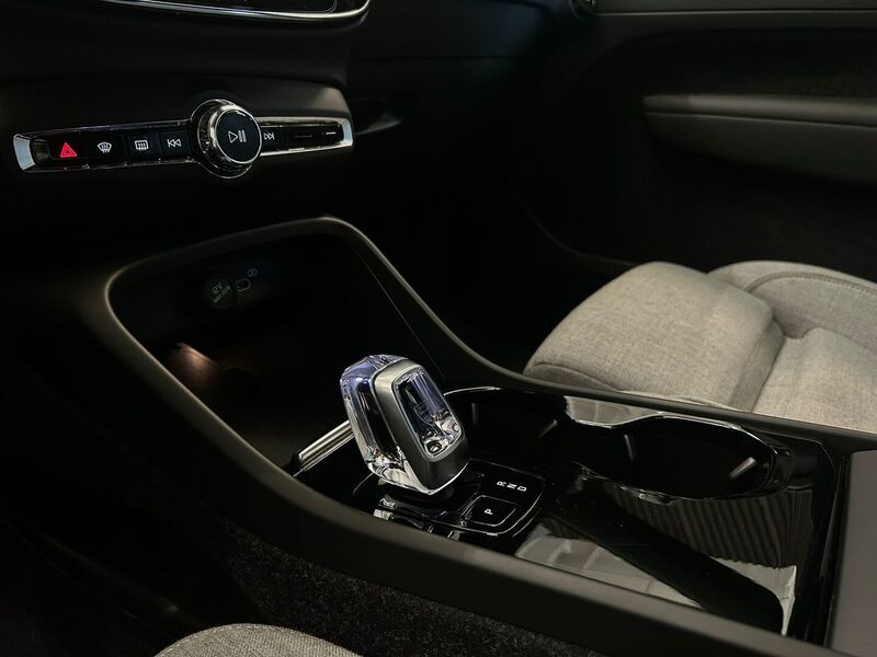 Volvo EX40 vaihtoauto