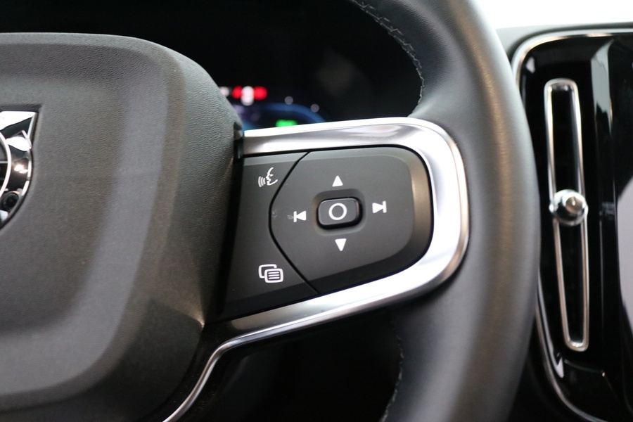 Volvo EX40 vaihtoauto