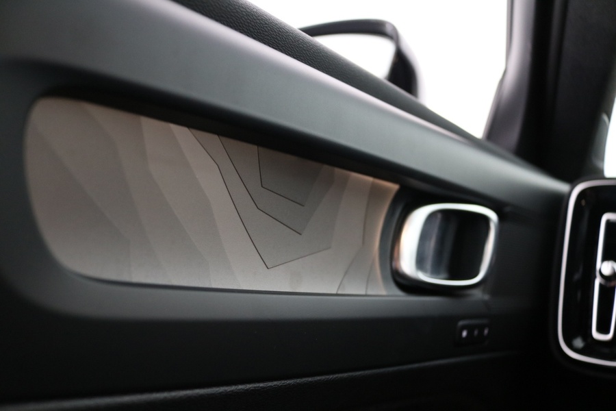 Volvo EX40 vaihtoauto