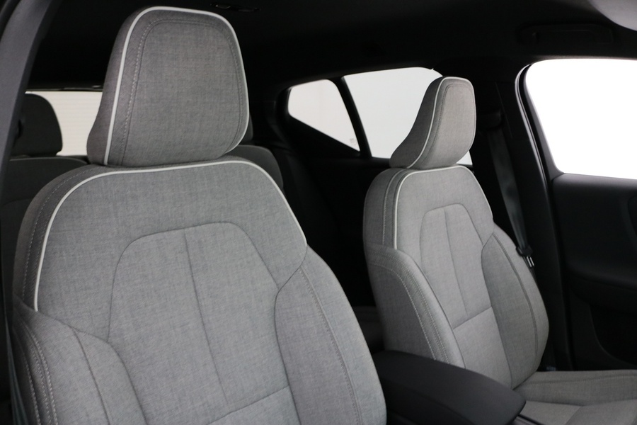 Volvo EX40 vaihtoauto