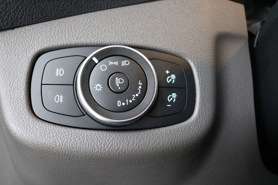 Ford Transit Connect vaihtoauto