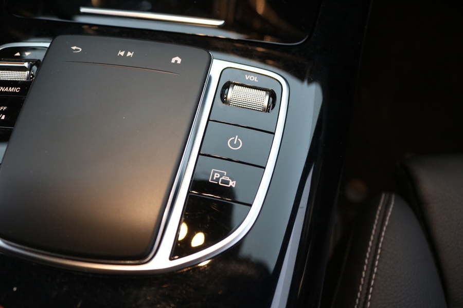 Mercedes-Benz EQC vaihtoauto