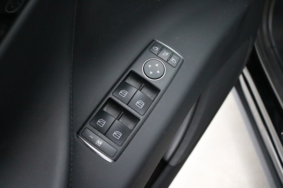 Tesla Model X vaihtoauto