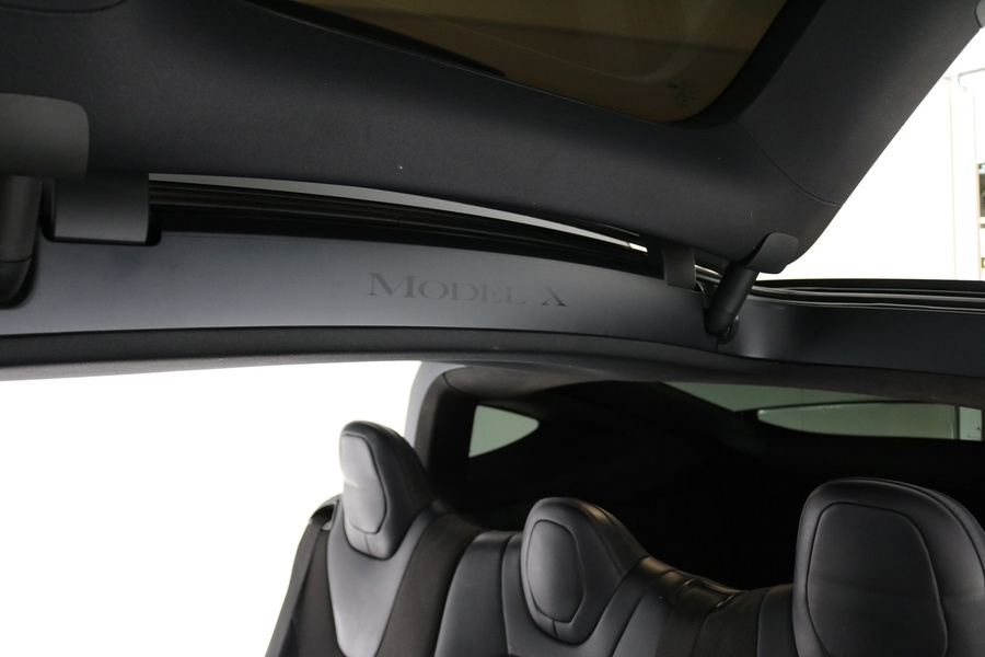 Tesla Model X vaihtoauto