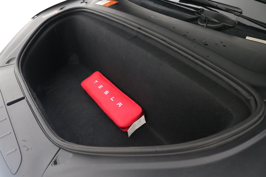 Tesla Model X vaihtoauto