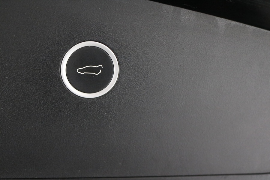 Tesla Model X vaihtoauto