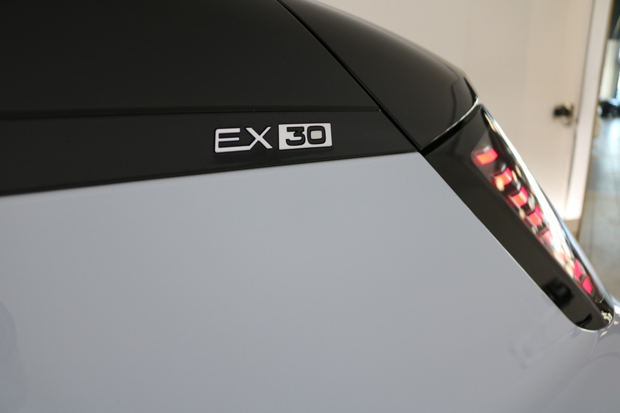 Volvo EX30 vaihtoauto