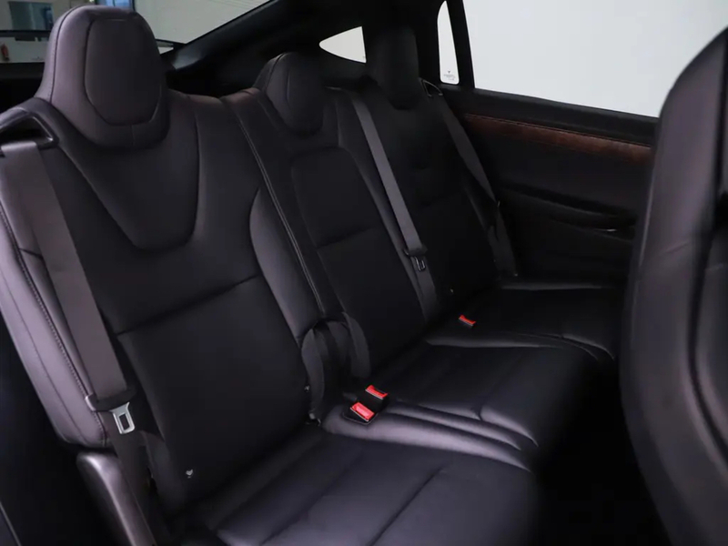 Tesla Model X vaihtoauto