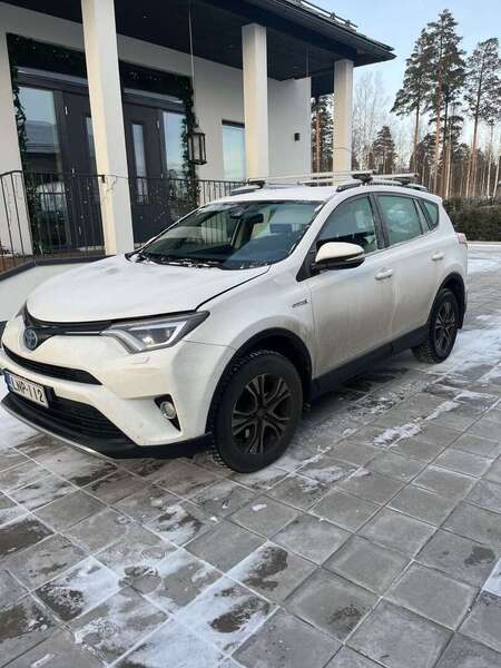 Toyota RAV4 vaihtoauto